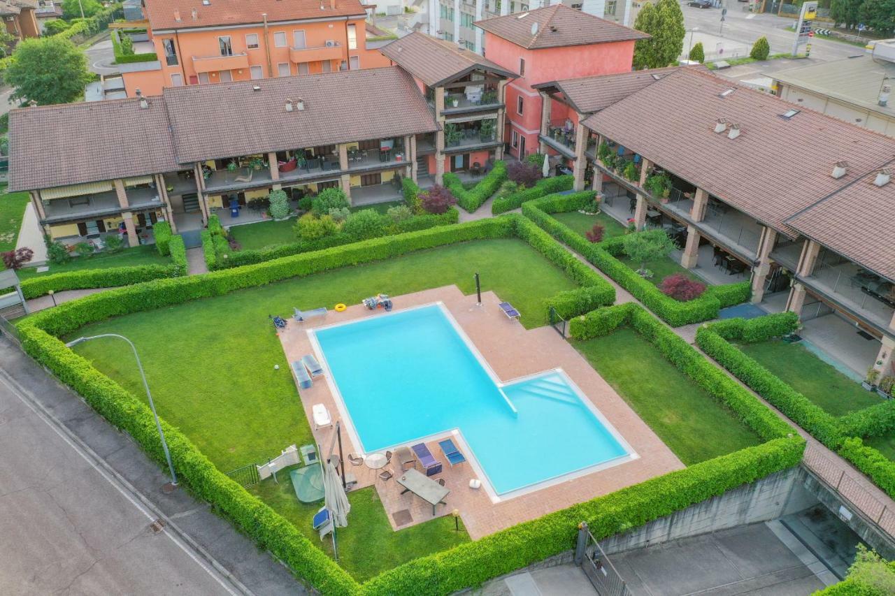 Peschiera Summer Home Пескиера дел Гарда Екстериор снимка
