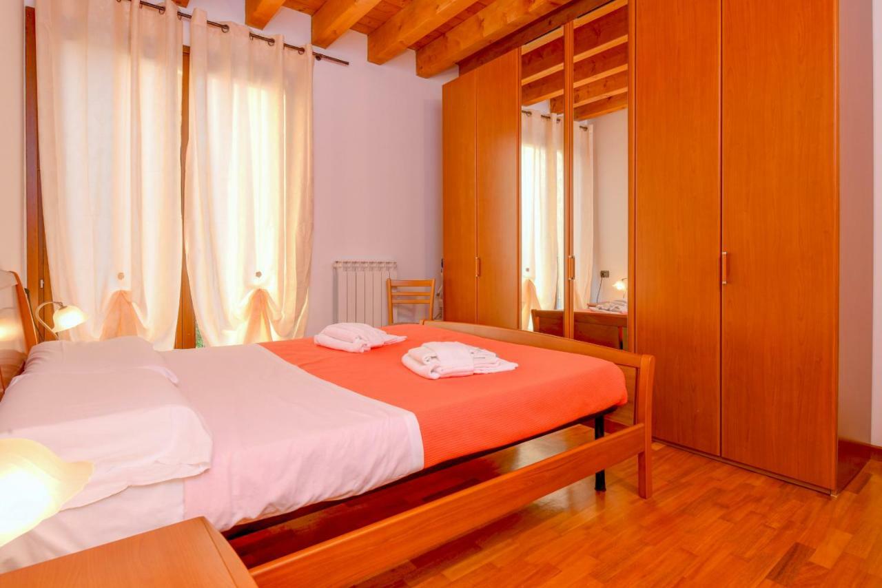 Peschiera Summer Home Пескиера дел Гарда Екстериор снимка