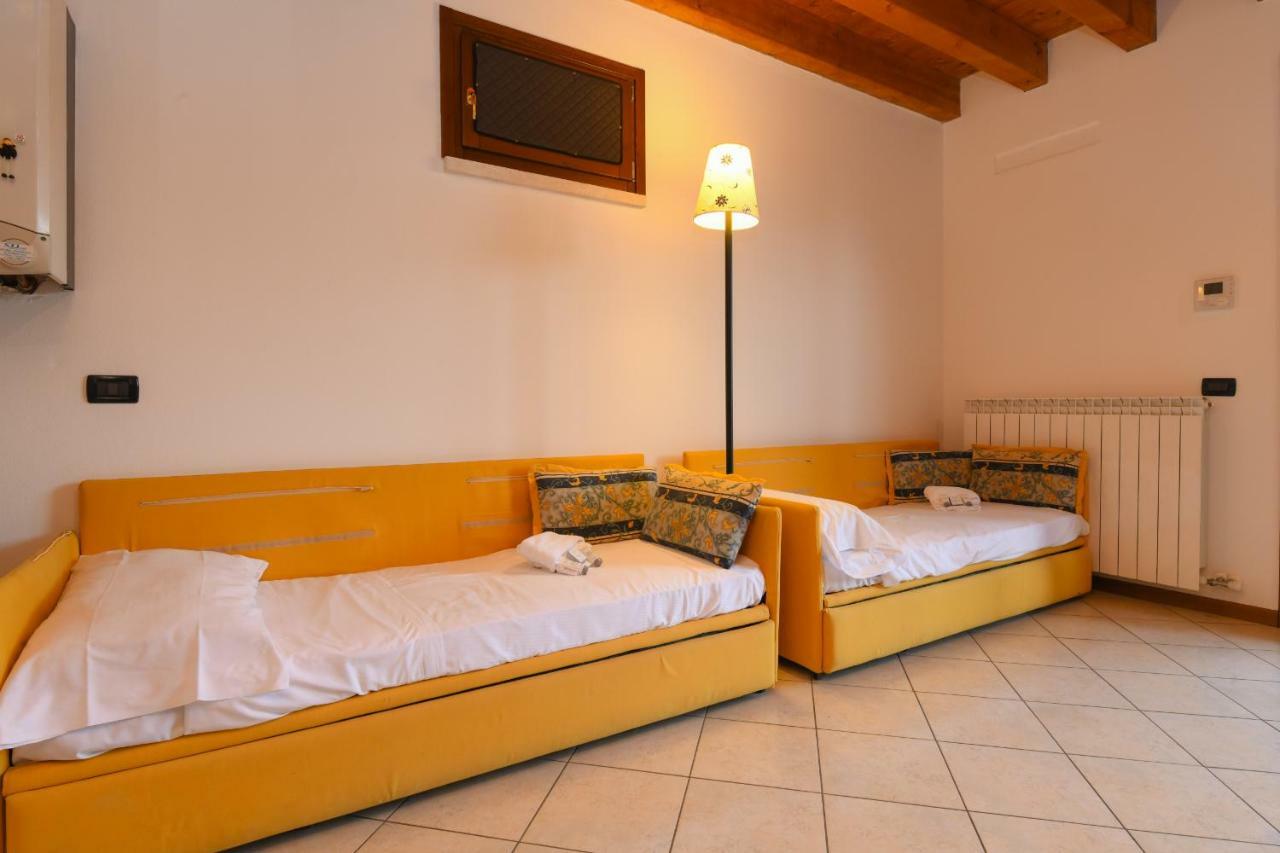 Peschiera Summer Home Пескиера дел Гарда Екстериор снимка